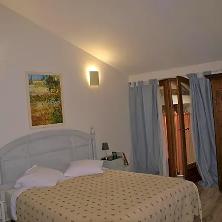 Mas Tolosan Bed & Breakfast 3*