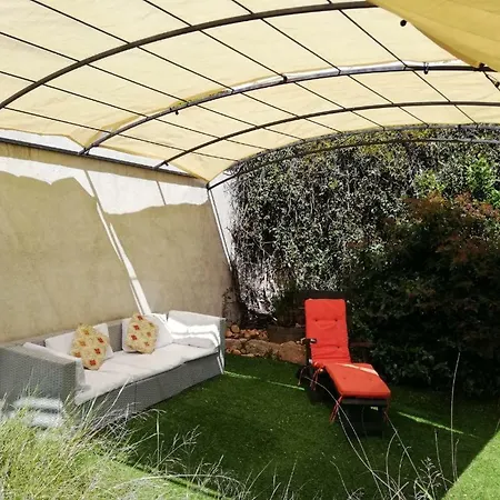 Mas Tolosan B&B 보베르